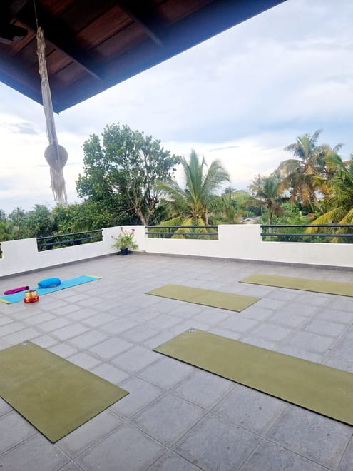 Sunrise Mindful Yoga & Meditation Experience in Sri Lanka 2