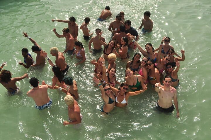Ready to get wet and wild? Experience the Ultimate Punta Cana fun cruise, featuring exhilarating snorkeling and an unstoppable open bar!