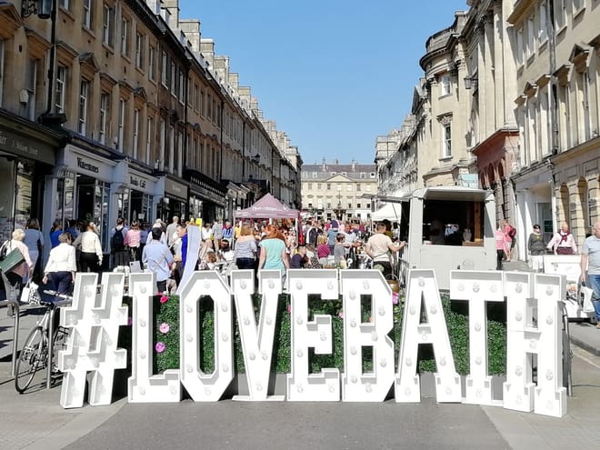 At the end of the tour you will hopefully love Bath as much as your guide!
