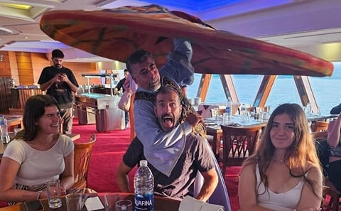 Cairo Luxury Nile Dinner Cruise with Belly Dance Show