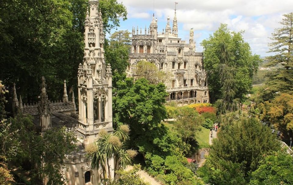 Explore Pena Palace and Moorish Castle in Sintra