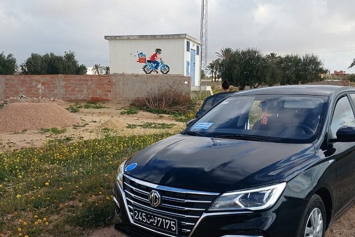 Djerba: a "Space Invaders" day with lunch. 2