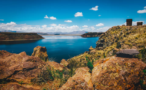 Explore Sillustani's Chullpas: Ancient Burial Sites in Puno