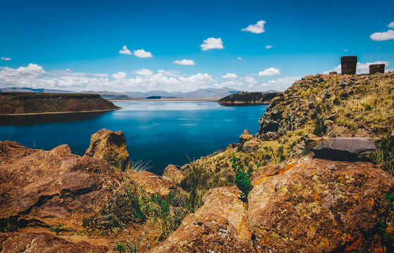 Explore Sillustani's Chullpas: Ancient Burial Sites in Puno