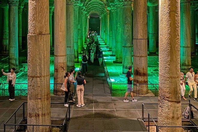 Istanbul: Basilica Cistern Entry Ticket with Tour Guide 3