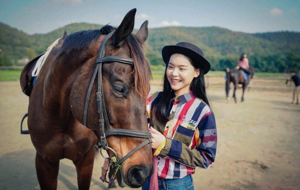 Horseback Riding Lesson and Visit to Doikham Temple, Chiang Mai