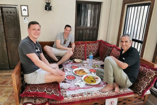 Private Dubai Street Food Tour . 2
