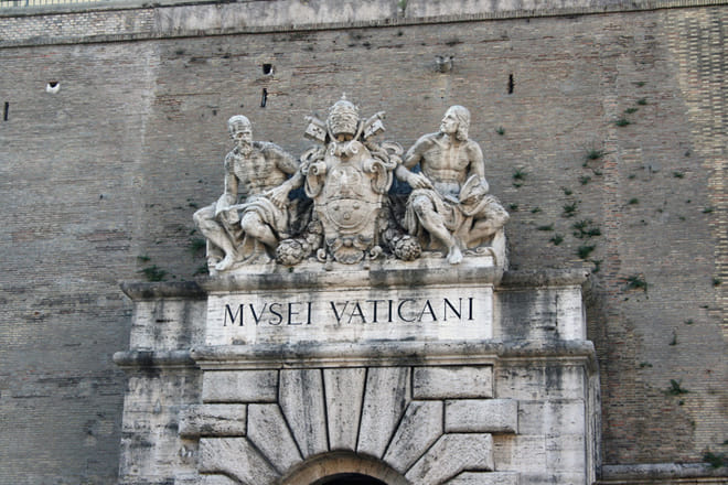 Private Vatican Highlights Tour - Skip The Line photo 3