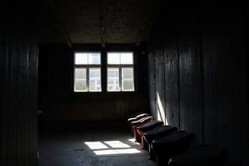 Private 5-Hour Tour of Sachsenhausen Memorial from Berlin