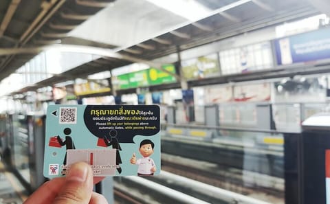 Bangkok BTS Skytrain One-Day Pass with Airport or City Pickup