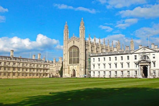 Full-Day Private Guided Tour of Cambridge