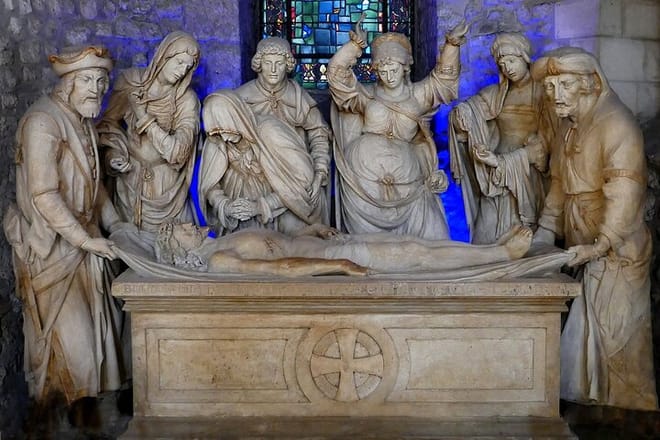 Reims Private Walking Tour With A Professional Guide photo 3