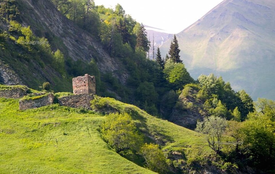 Private Full-Day Hiking Tour in Khada Valley