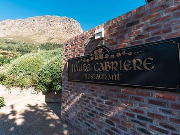 Full Day Wine Tasting Tour in Stellenbosch from Cape Town
