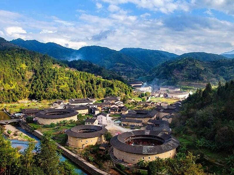 Xiamen to Tianluokeng Tulou Private Tour with Lunch