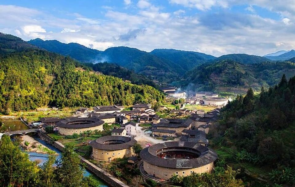 Private Cultural Tour of Tianluokeng Tulou from Xiamen