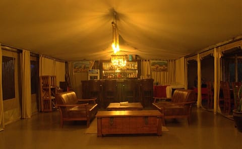 4-Day Luxury Safari to Lake Naivasha and Amboseli, Kenya