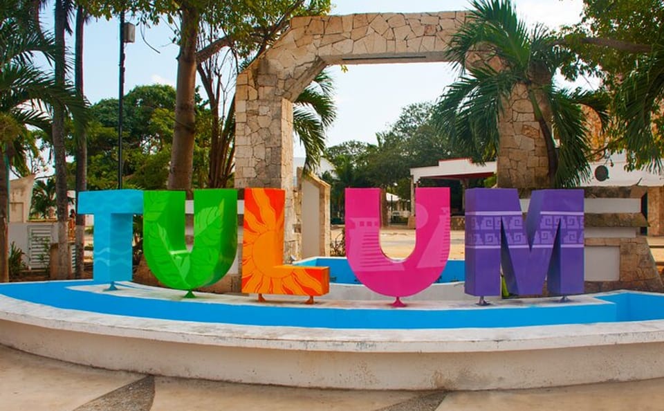 Tulum Private Guided Tour with Transportation from Cancun