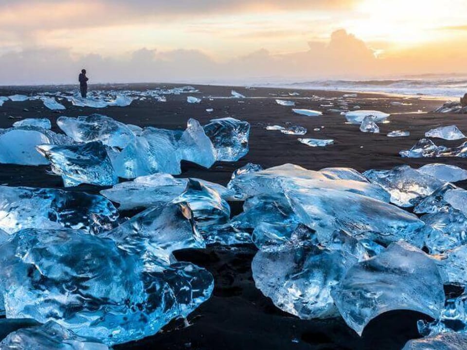Glacier Lagoon by Minibus — Iceland Discover