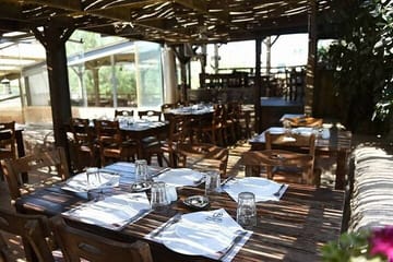 Private Madaba Haret Jdoudna Restaurant Lunch or Dinner from Dead Sea