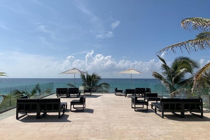 Playa del Carmen Shopping Tour Fifth Avenue and Mamitas Beach Club 8