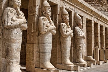 Private Full-Day Tour of Luxor by Plane from Cairo
