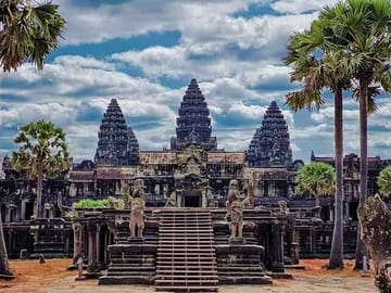 Prek Toal Birds Sanctuary & floating Village Private Tours from Siem Reap