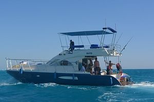 Private Boat Snorkeling Sea Trip With Sea Food Lunch and Transfer - Hurghada