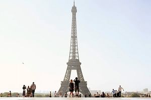 10 Hours Private Tour Eiffel Summit with Marais, Louvre and City