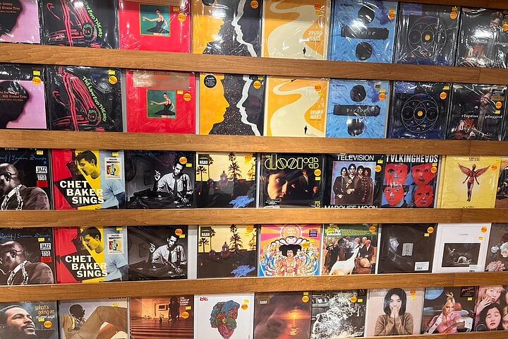 Record tour of hits from around the world in Shibuya