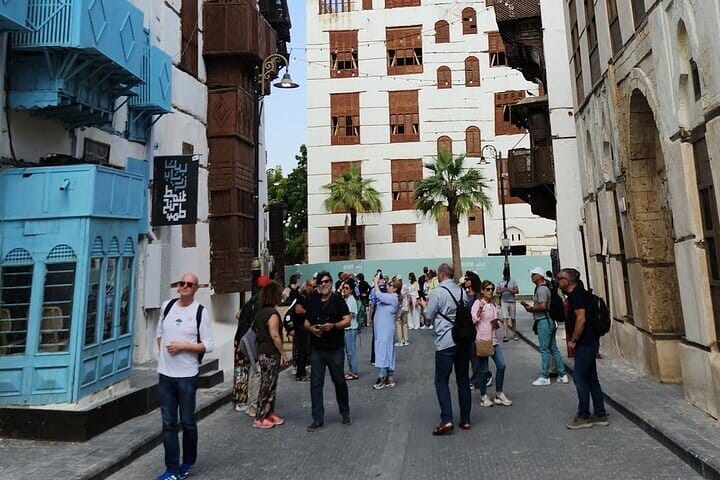 Full Day Private Tour: Adventure and Luxury in Charming Jeddah 3