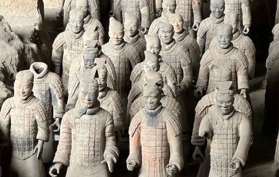 Xi'an Terracotta Warriors and City Wall Exploration Tour