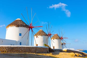 Walking Tour of Mykonos Town and Relaxation at Thalas Beach