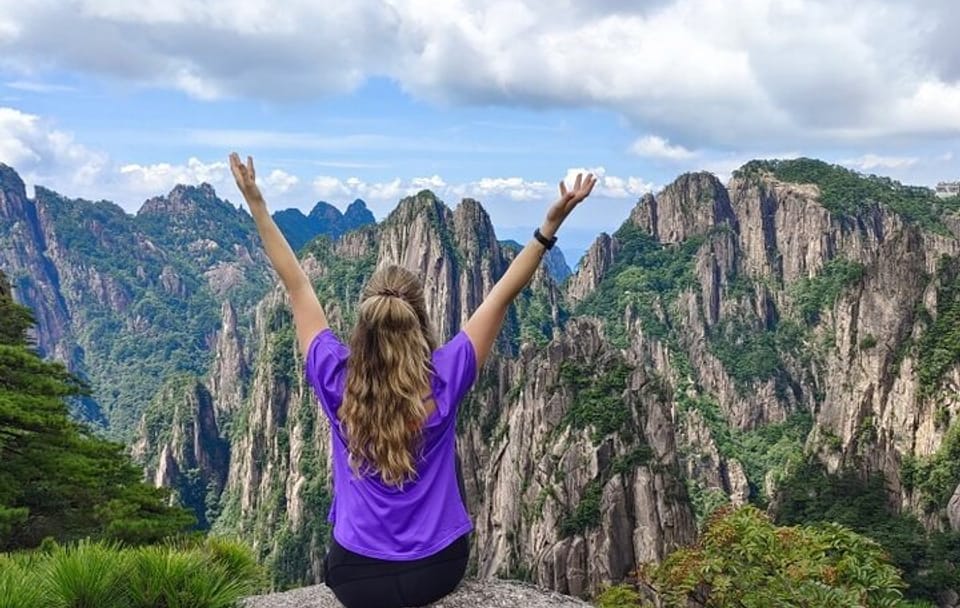 1-Day Mt. Huangshan Tour with Visits to Hongcun and Xidi