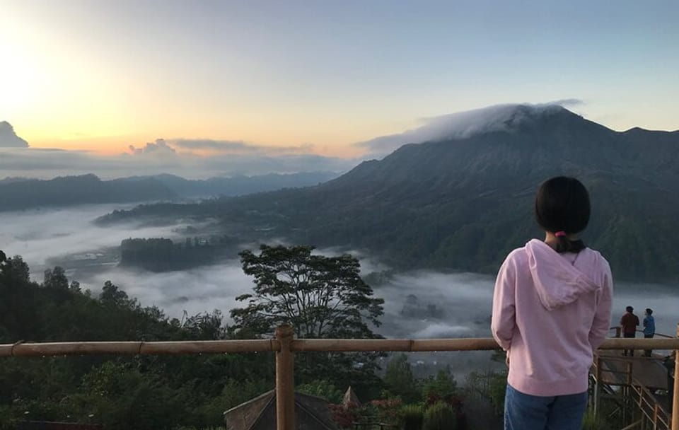Sunrise View and Natural Hot Springs Tour in Bangli, Bali