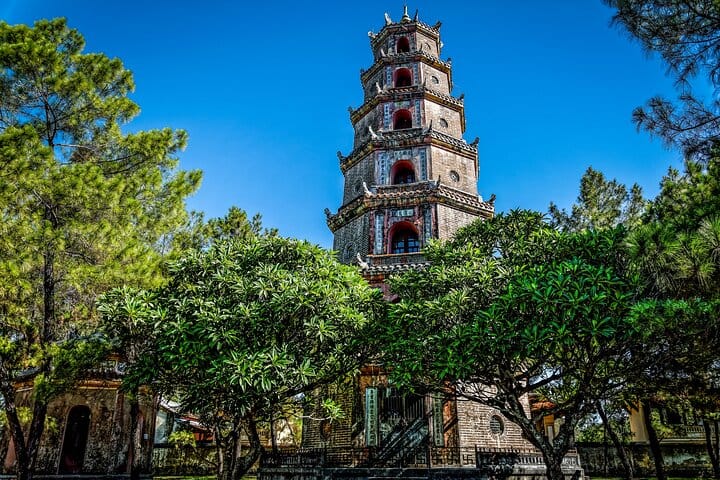 IMPERIAL HUE CITADEL HERITAGE AND CULTURE TOUR 2