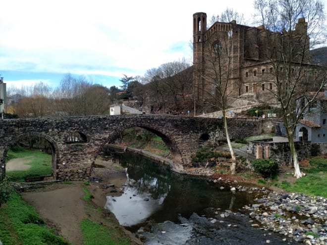 Medieval Villages & La Garrotxa Volcanic Zone Hiking 7