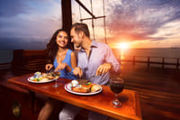 Columbus The Romantic Dinner Cruise en Cancun 6