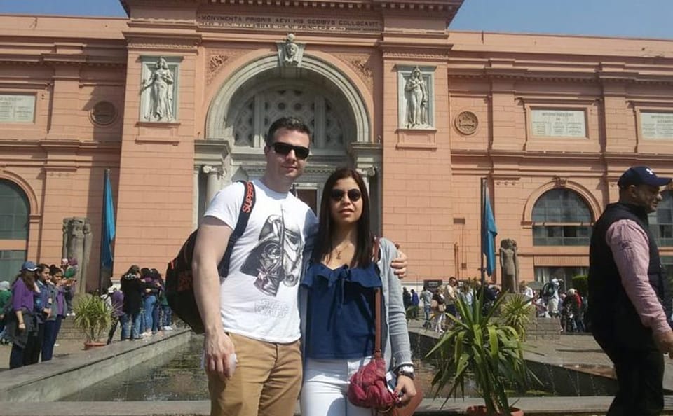 Private Day Tour of Pyramids, Sphinx, and Museum in Giza