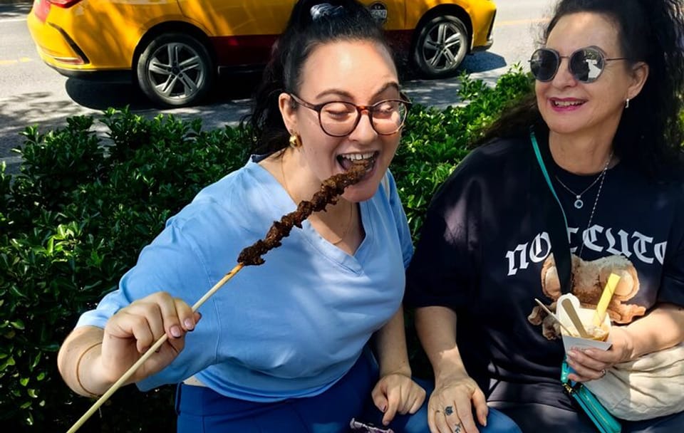 Culinary Walking Tour of Hidden Restaurants in Beijing Hutongs