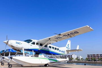 Halong Bay Seaplane – Scenic Flight to Visit Halong Bay from Sky