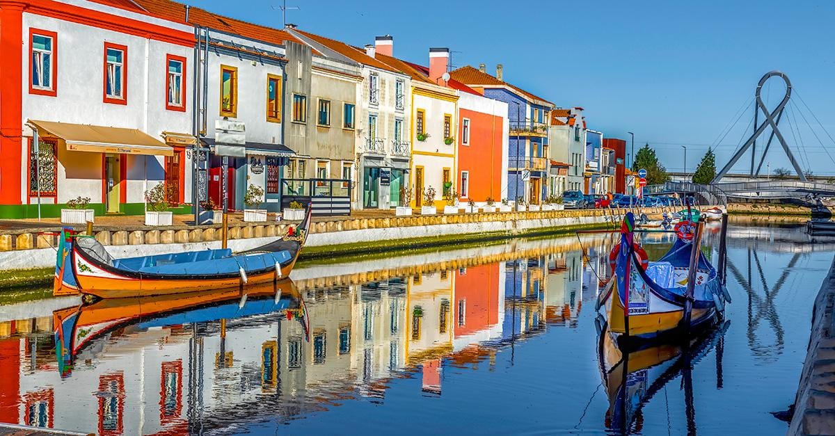 From Lisboa: Coimbra & Aveiro Private Full-Day XL Tour