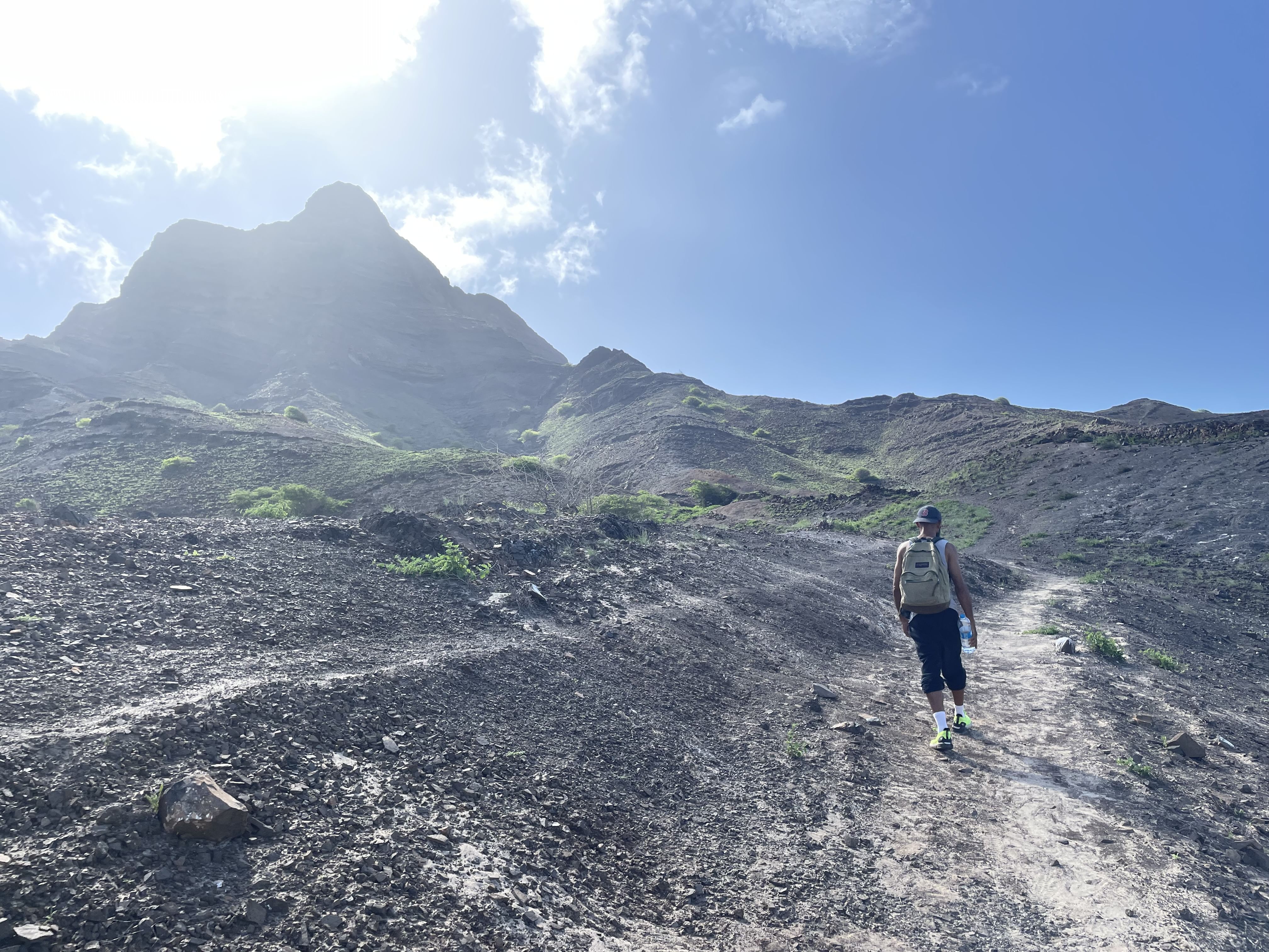 São Vicente: Discover 12 Voltas Walk, Hidden Gem