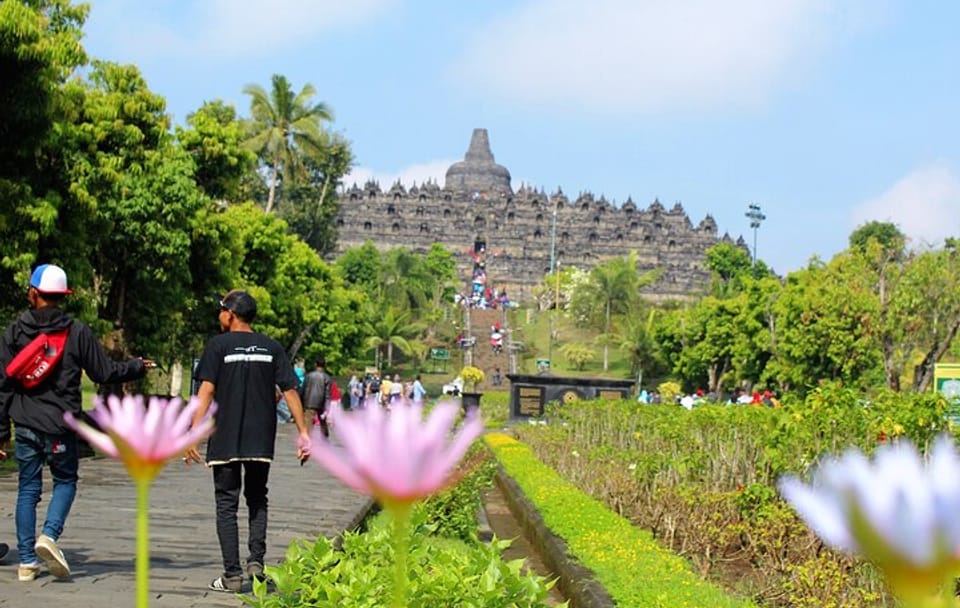 Adventure Tour of Mount Merapi and Temples from Yogyakarta