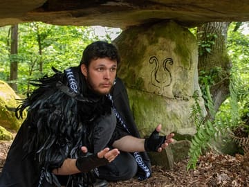 Theatrical Walking Tour of Fontainebleau Forest Secrets