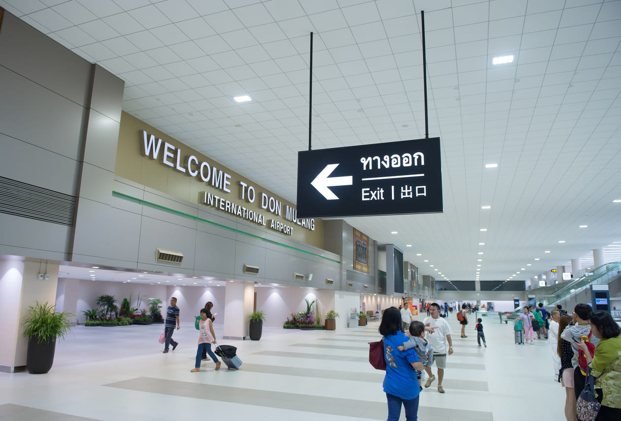 Don Mueang Airport (DMK) Guided Fast Track Immigration Service 5