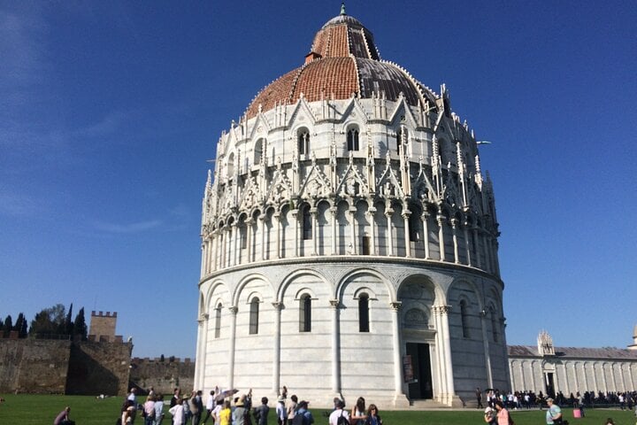 Pisa Private Walking Tour With a professional Guide  2