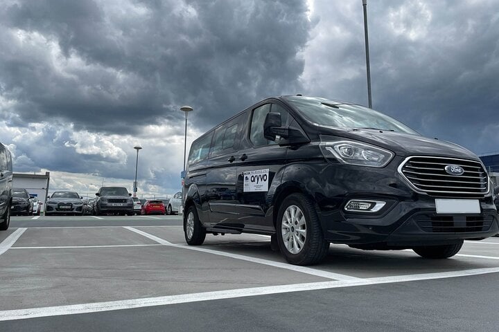 Private Post Cruise Transfer to Heathrow from Southampton Port 7