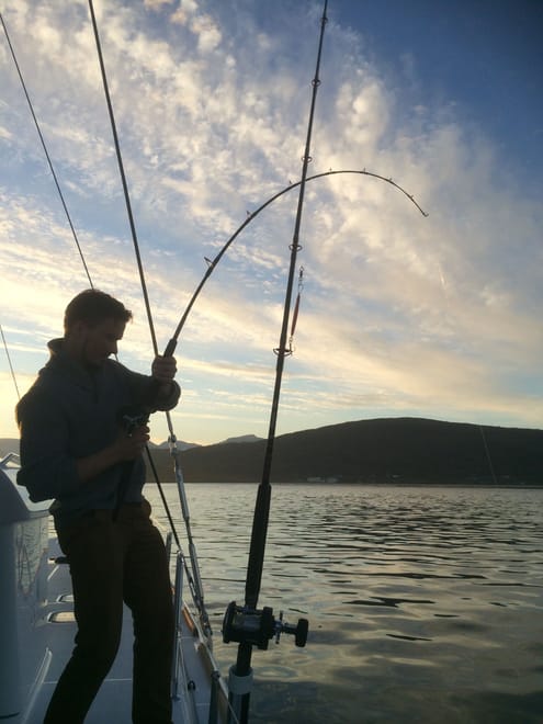 3 hours luxury fishing