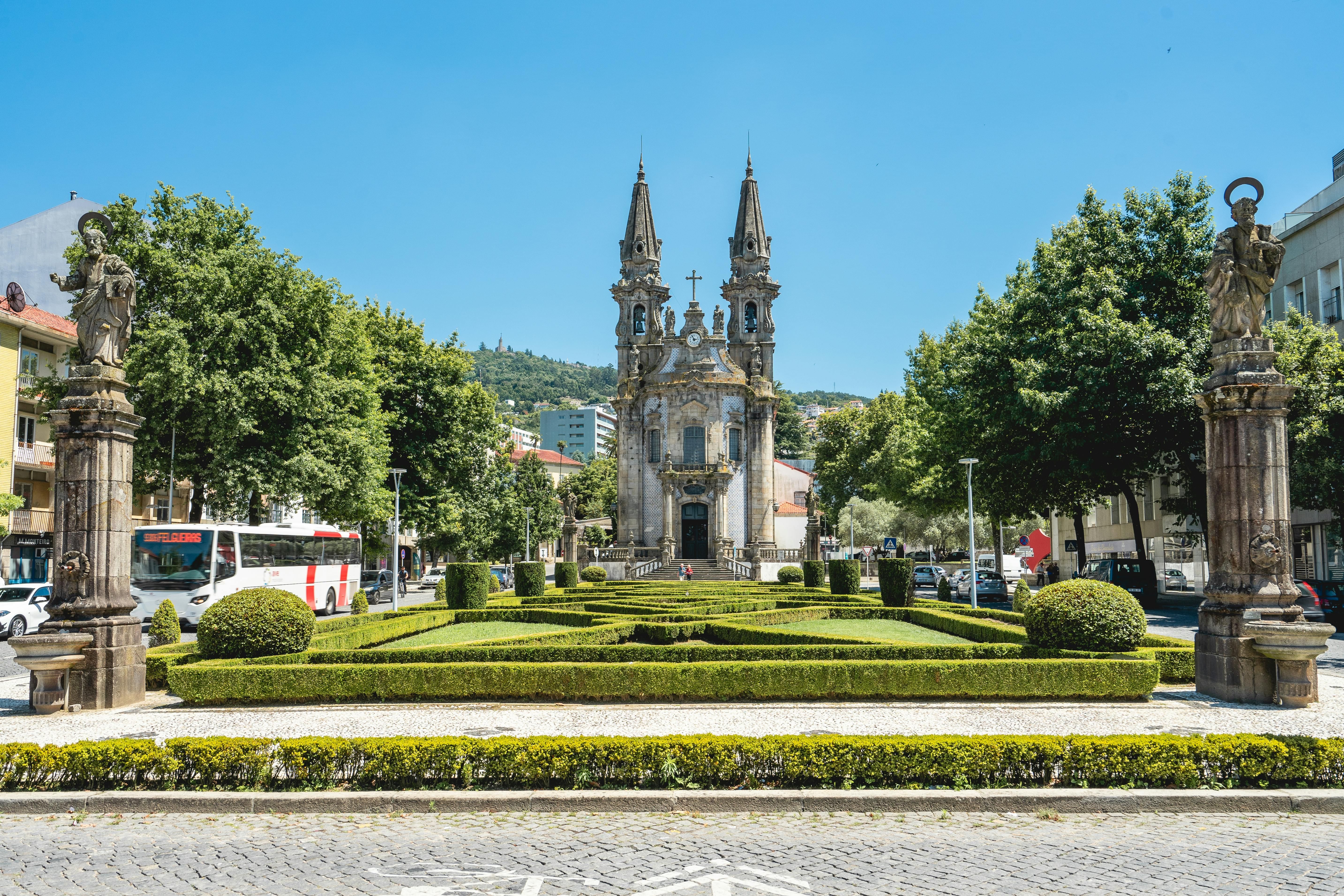 Guimarães Castle, Braga Cathedral & Lunch